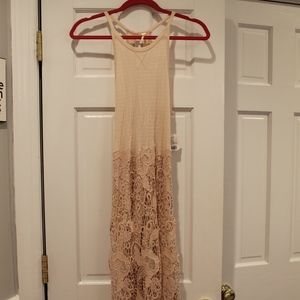 Lace Maxi Dress
